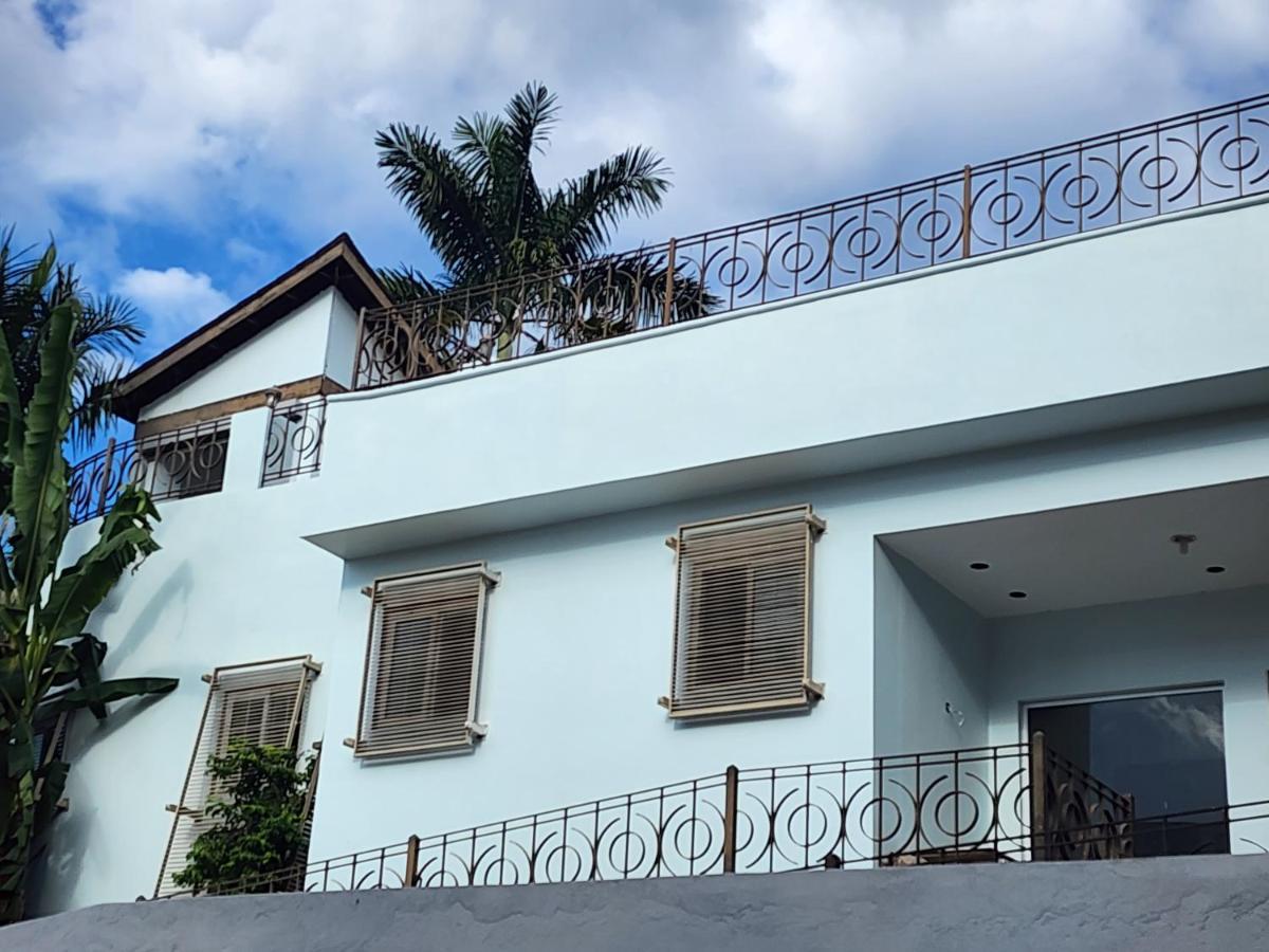 Hotel 39 Jamaica มอนเทโกเบย์ ภายนอก รูปภาพ
