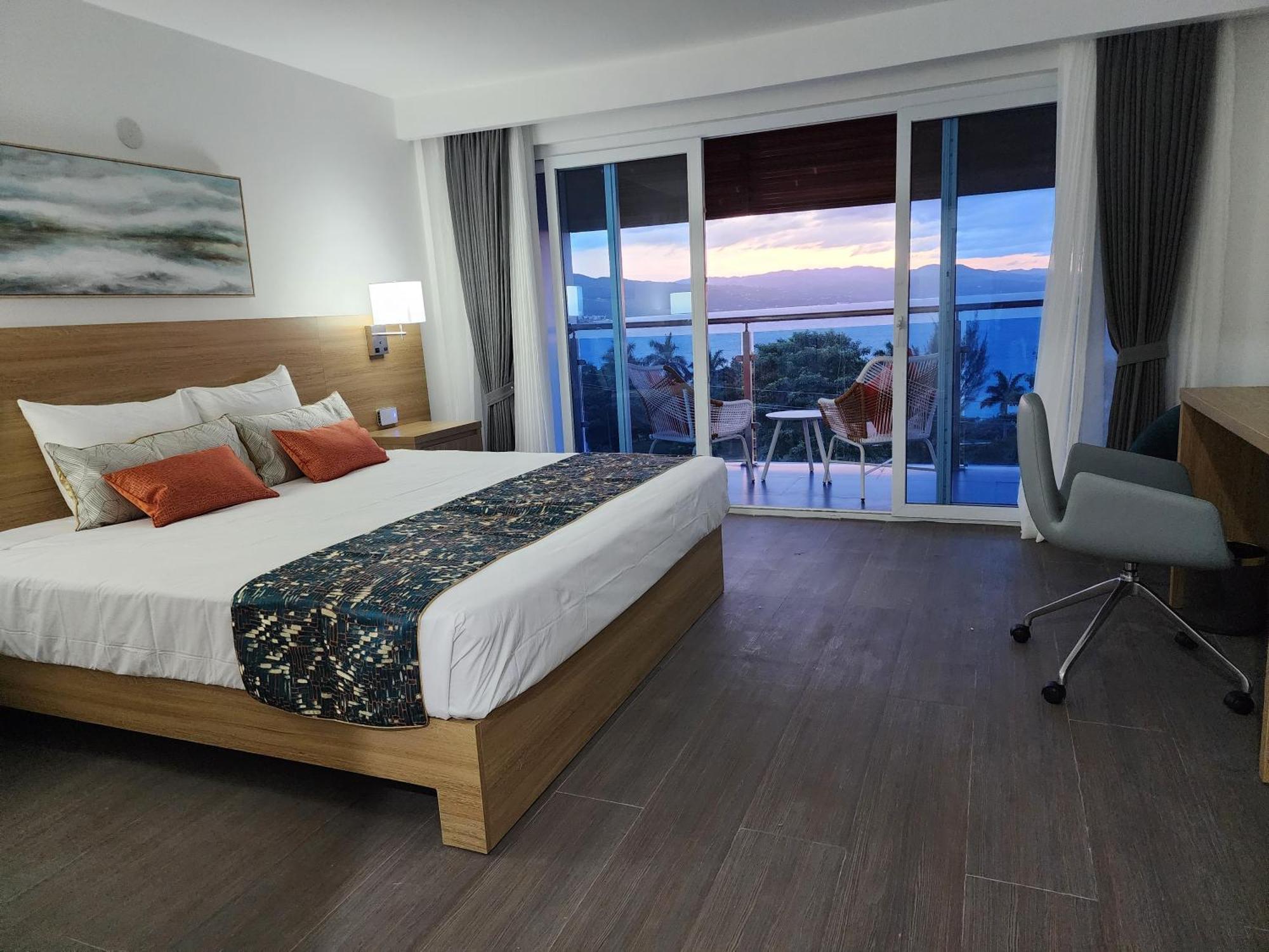 Hotel 39 Jamaica มอนเทโกเบย์ ภายนอก รูปภาพ