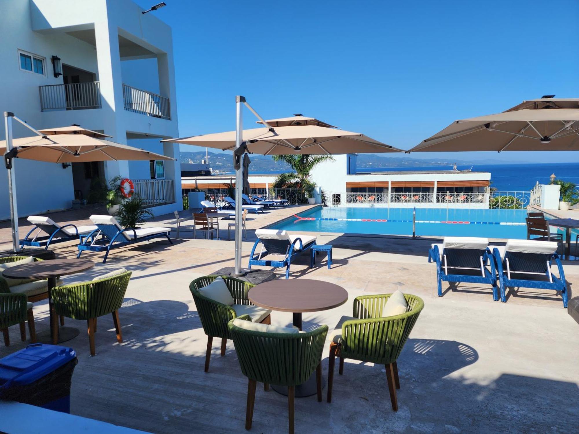 Hotel 39 Jamaica มอนเทโกเบย์ ภายนอก รูปภาพ